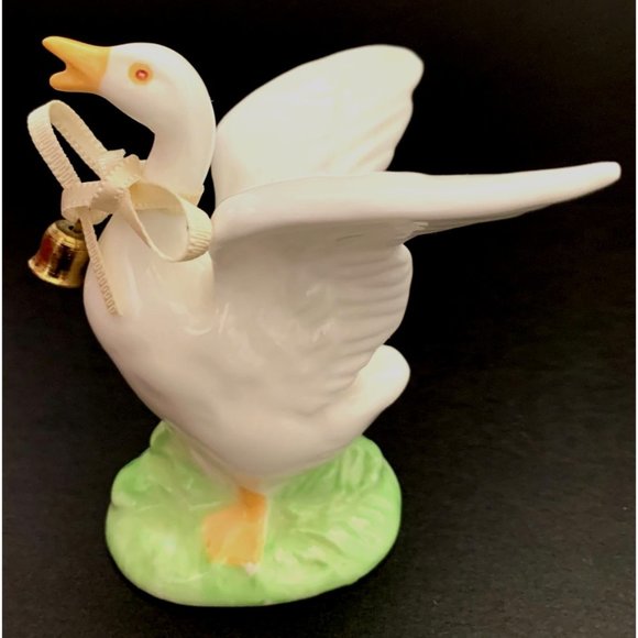 1980's Vintage Bone China Miniature Geese, Set of 4. - Picture 11 of 15